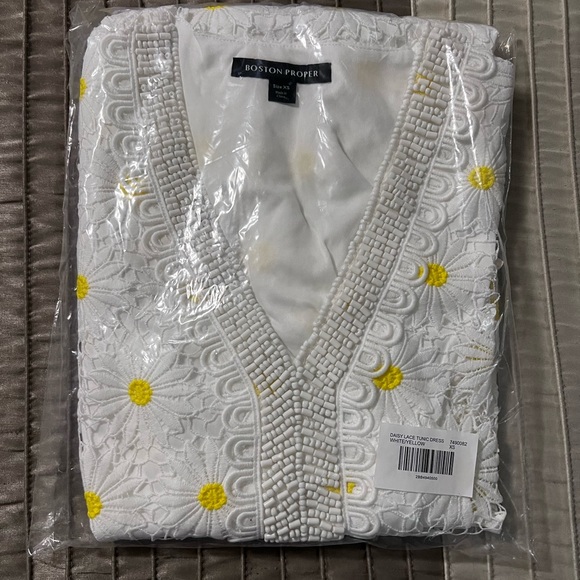 Beautiful Boston Proper Beaded Floral Lace Shift Dress - Picture 2 of 6